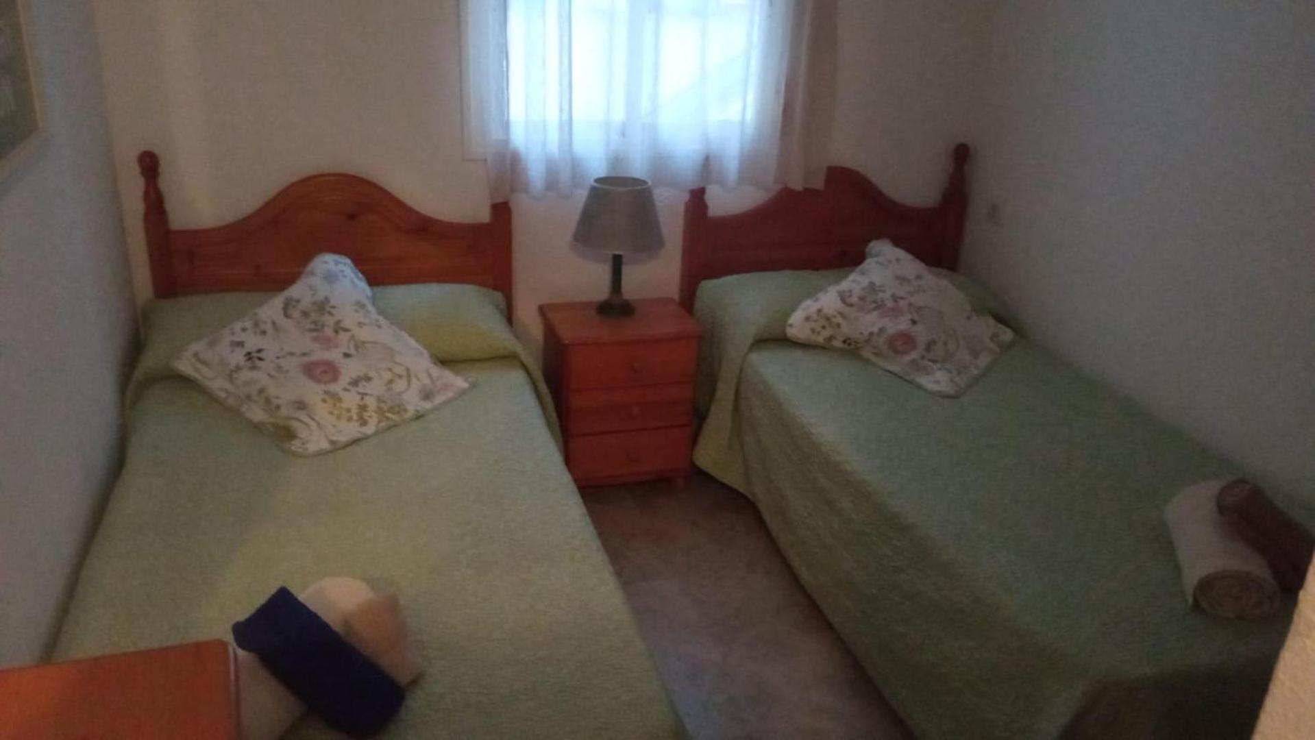Central 2-Bed Apartment In Estepona Port Eksteriør bilde